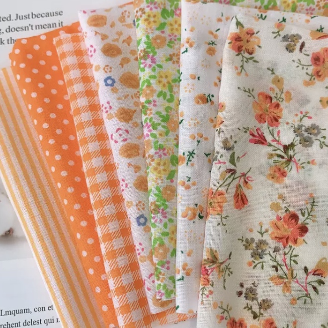 【オレンジ/イエロー】黄色 綿100%：25×25cm 7枚入り はぎれ 生地 布 花柄 ハンドメイド 手作りに【送料無料】